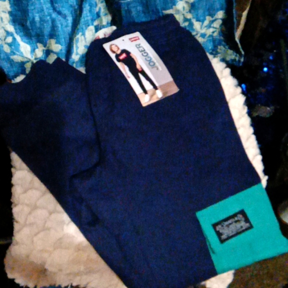 NWT kids Levi jogger